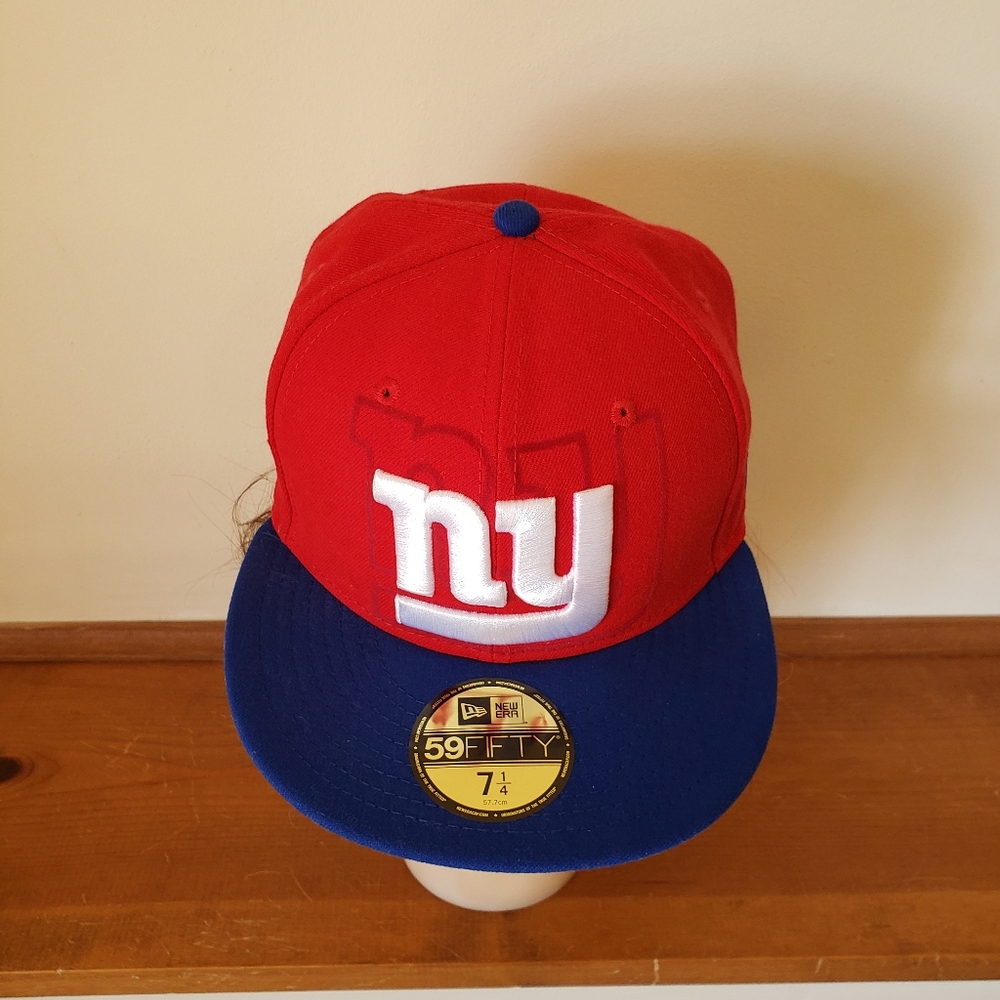 New Era NFL New York Giants Size 7 1/4 Fitted Hat